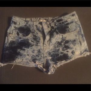 High Rise Jean Shorts Size 2/26